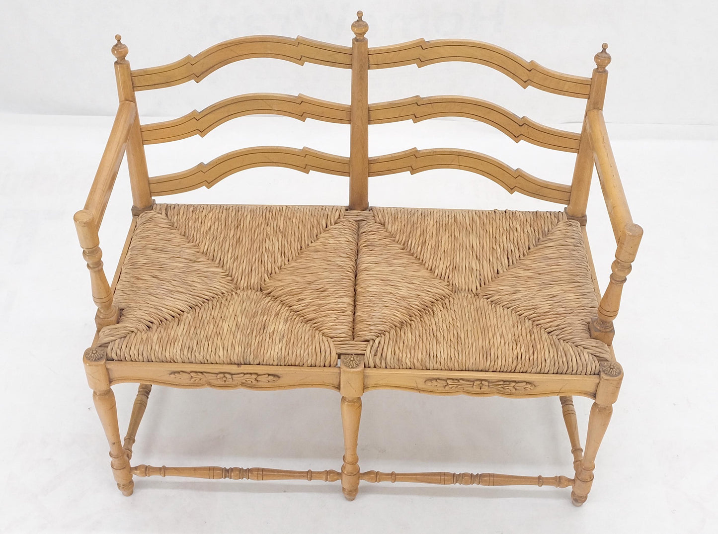 Rush Seat Ladder Back Carved Maple Country Style Loveseat Sofa Bench MINT!