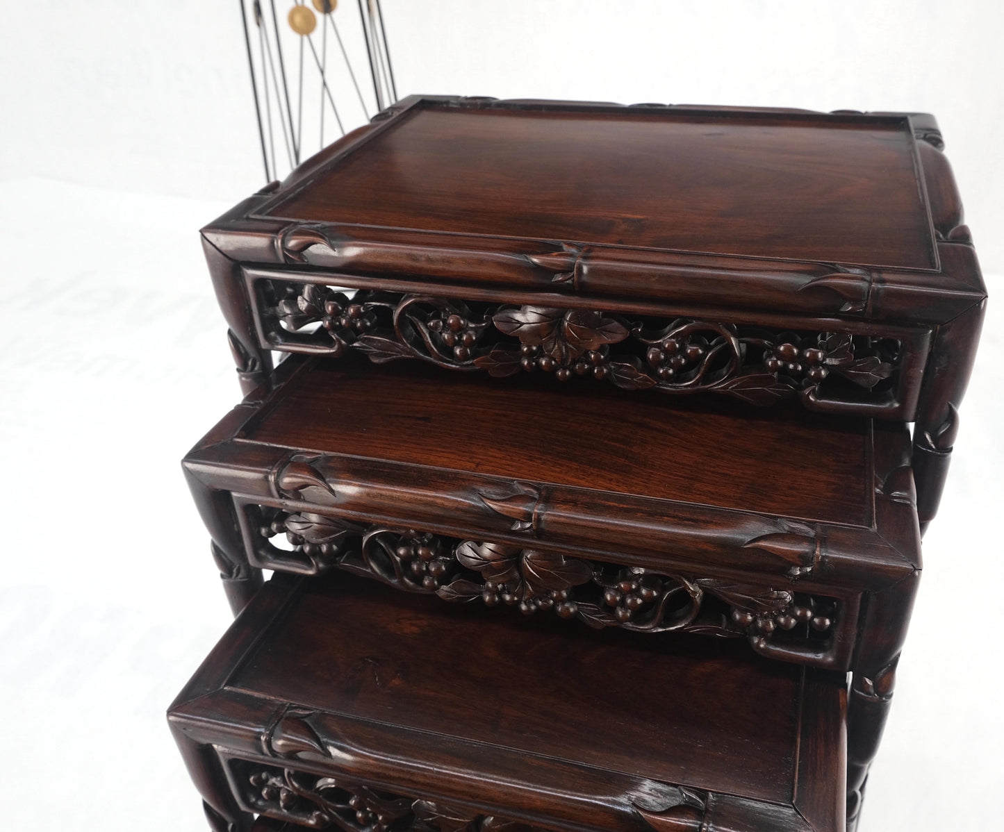 Set of 4 Nesting Stacking Carved Rosewood End Side Occasional Tables Set Mint!