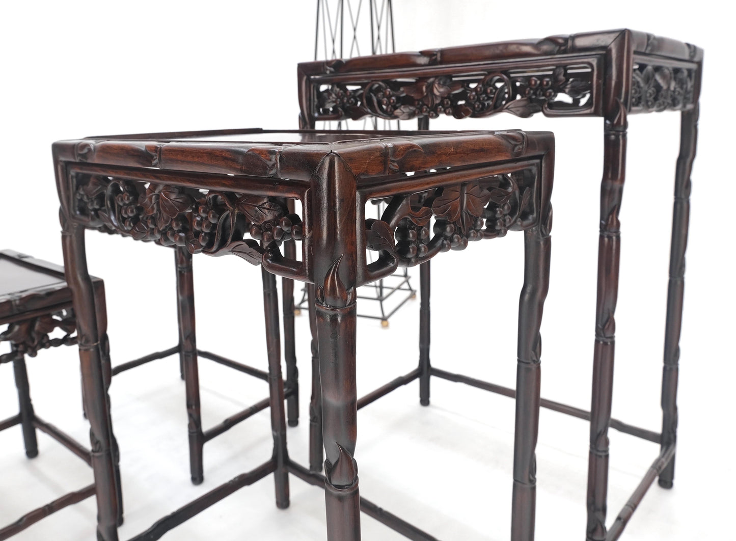 Set of 4 Nesting Stacking Carved Rosewood End Side Occasional Tables Set Mint!