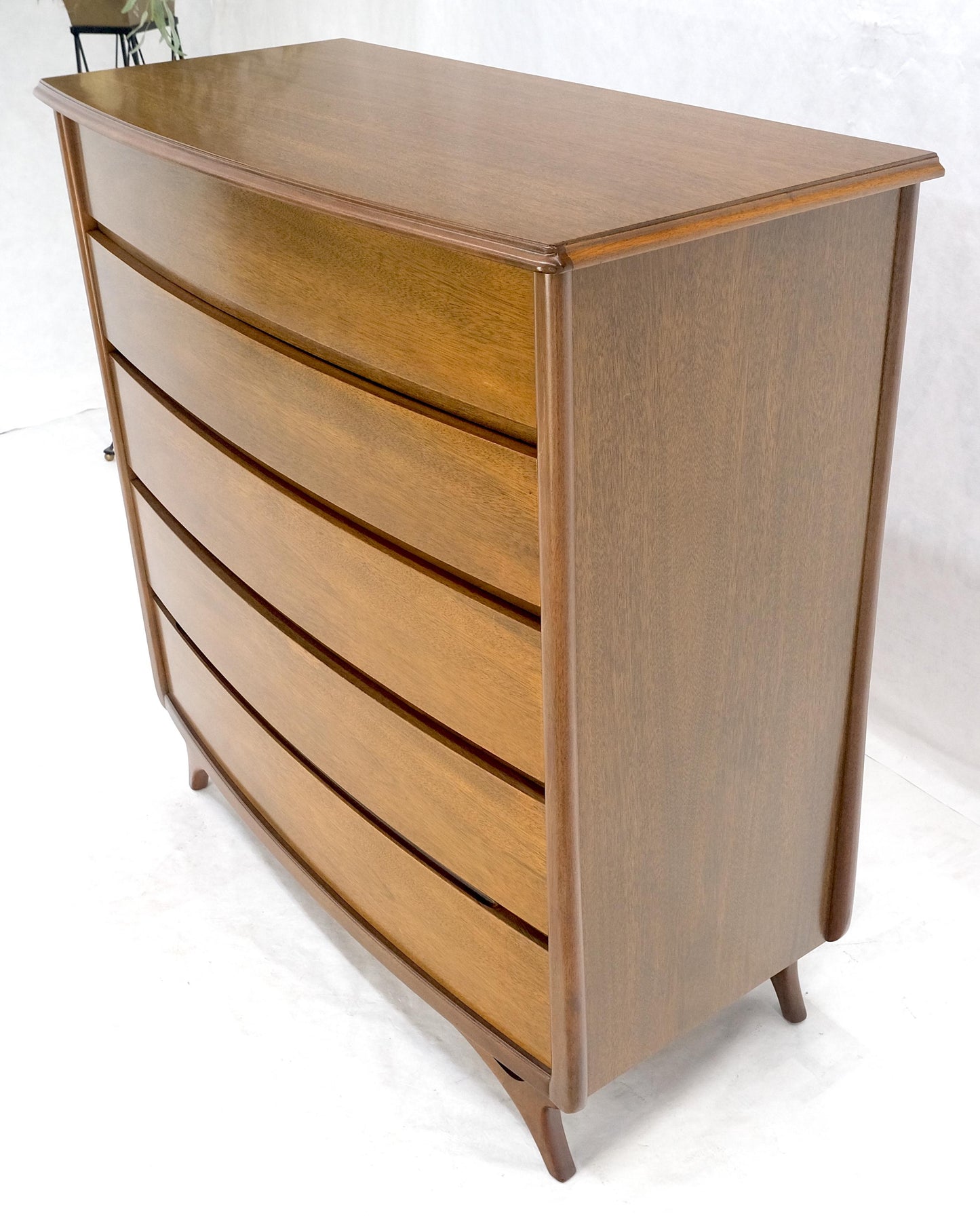 Sculptured Legs American Light Walnut 5 Drawers Bow Front High Boy Dresser MINT!