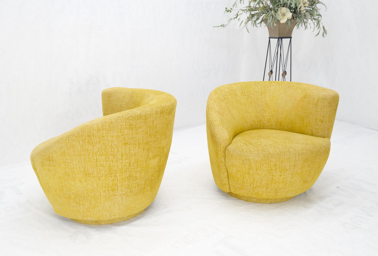 Pair of Vladimir Kagan for Directional Nautilus Chairs Yellow Gold MINT!