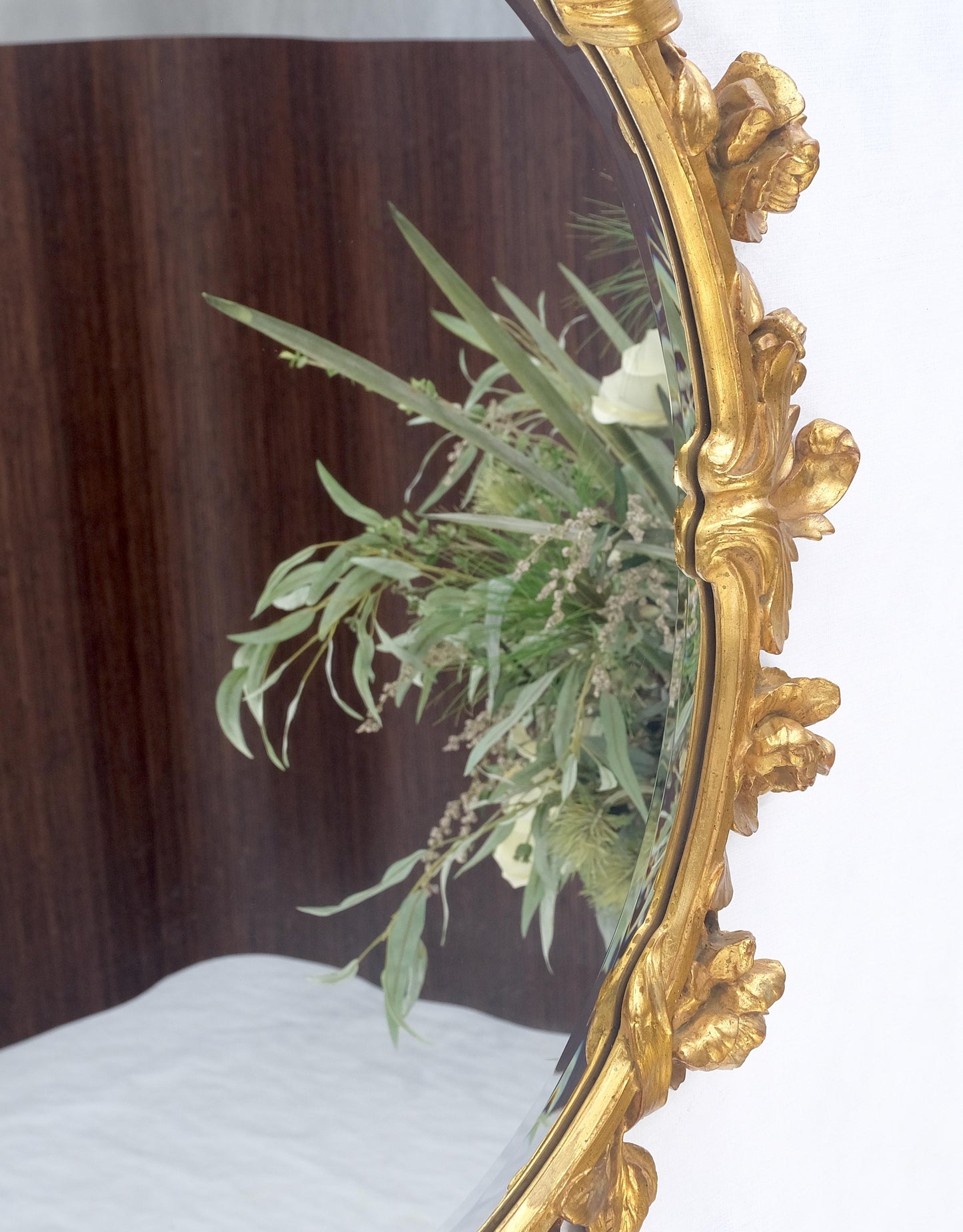 Round Oval Gold Gilt Gesso Mirror Fine Detail Flowers and Leafs MINT!