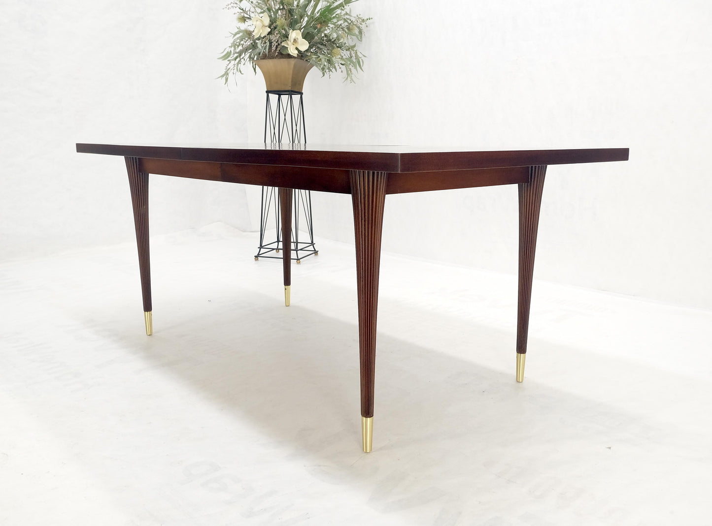 Tommy Parzinger Charak Modern Dimond Top Tapered Leg Dining Table Leaves MINT!