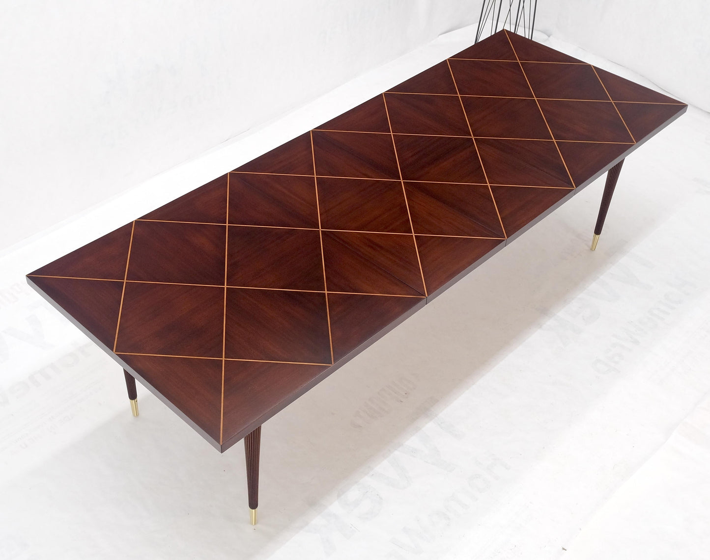 Tommy Parzinger Charak Modern Dimond Top Tapered Leg Dining Table Leaves MINT!