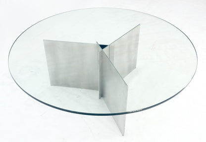 Triangle Aluminum Interlocking Sheet Metal Base Round Glass Top Coffee Table