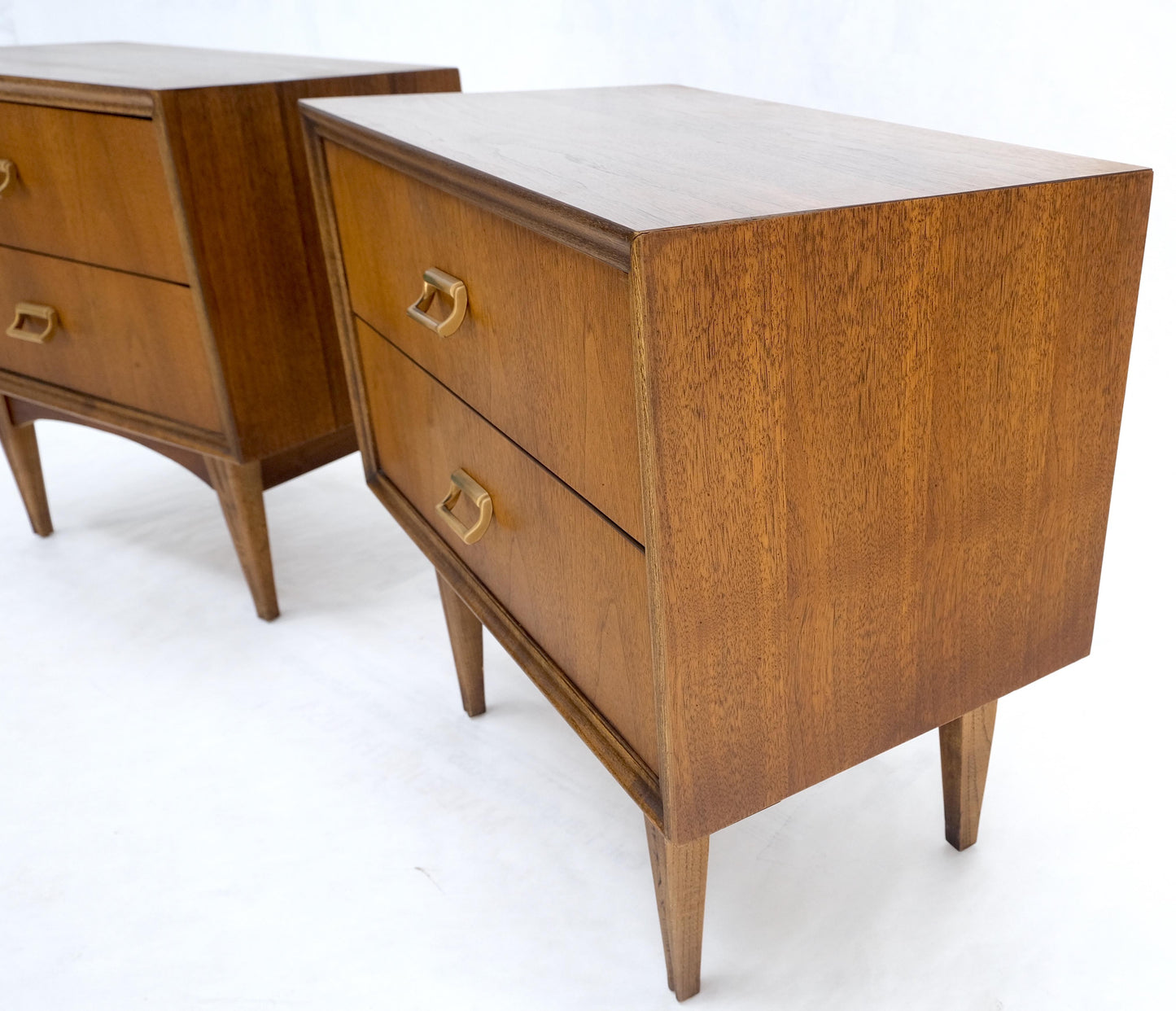 Pair Mid-Century Modern Oiled Walnut Two Drawers End Tabled Nightstands Mint!