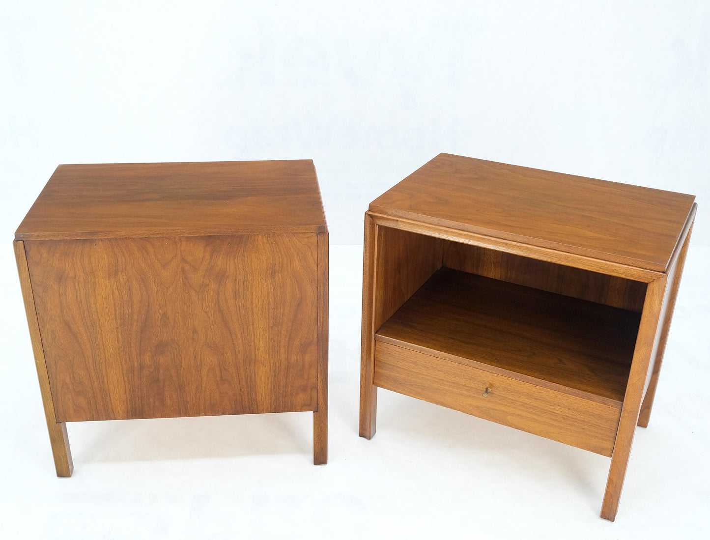 Pair Finished Back Danish Mid Century Modern One Drawer Walnut Night Stands MINT