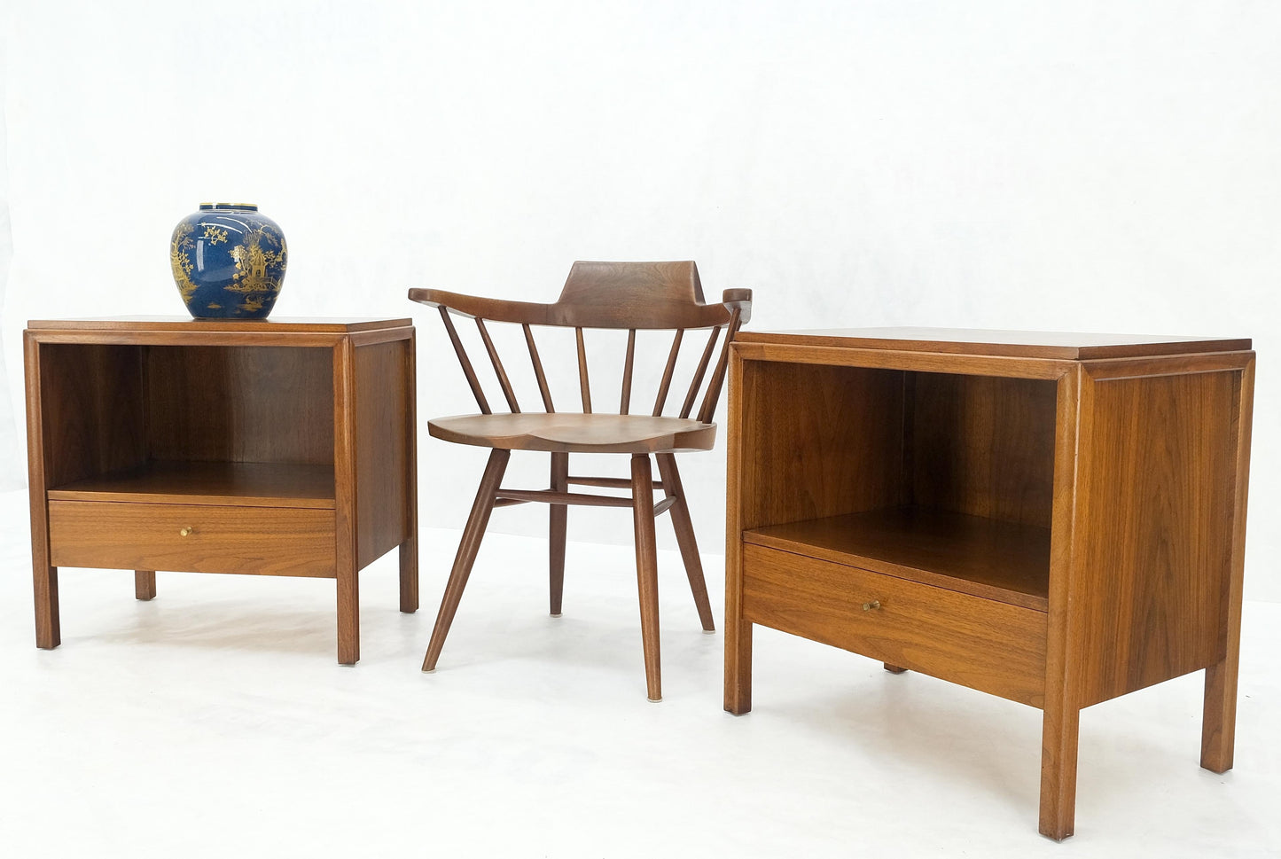 Pair Finished Back Danish Mid Century Modern One Drawer Walnut Night Stands MINT