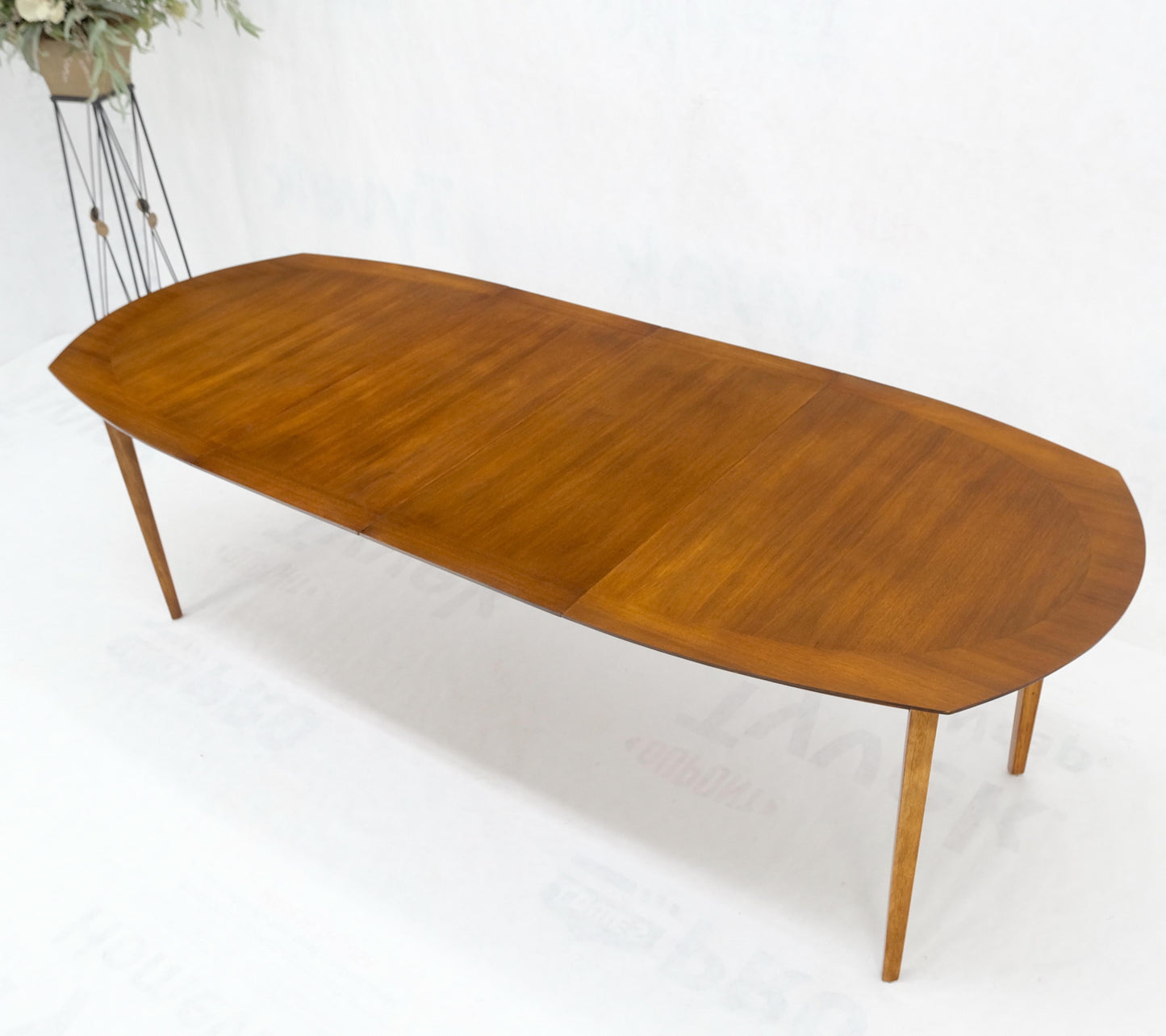 Mid Century Light Walnut Boat Oval Shape Banded Dining Table Leafs Mint!