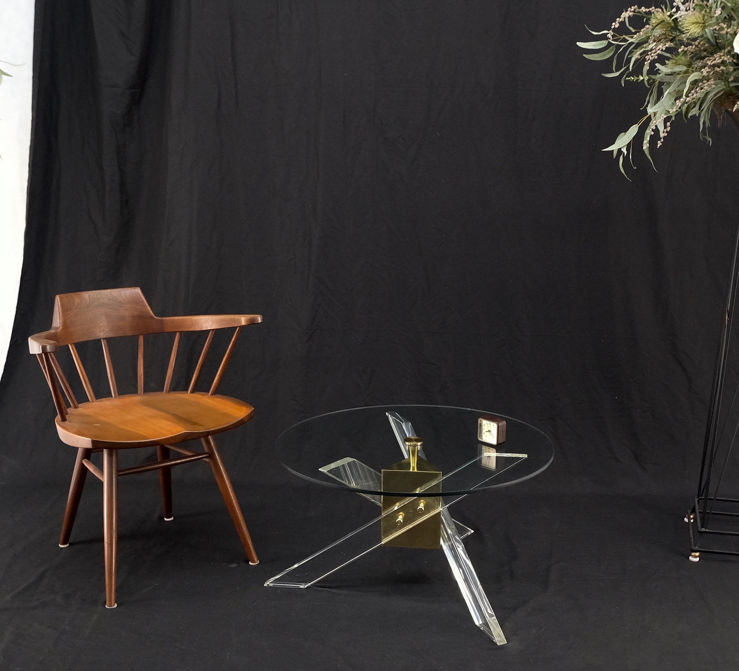 Brass & Lucite Round Glass Top Coffee Occasional Table Clean!