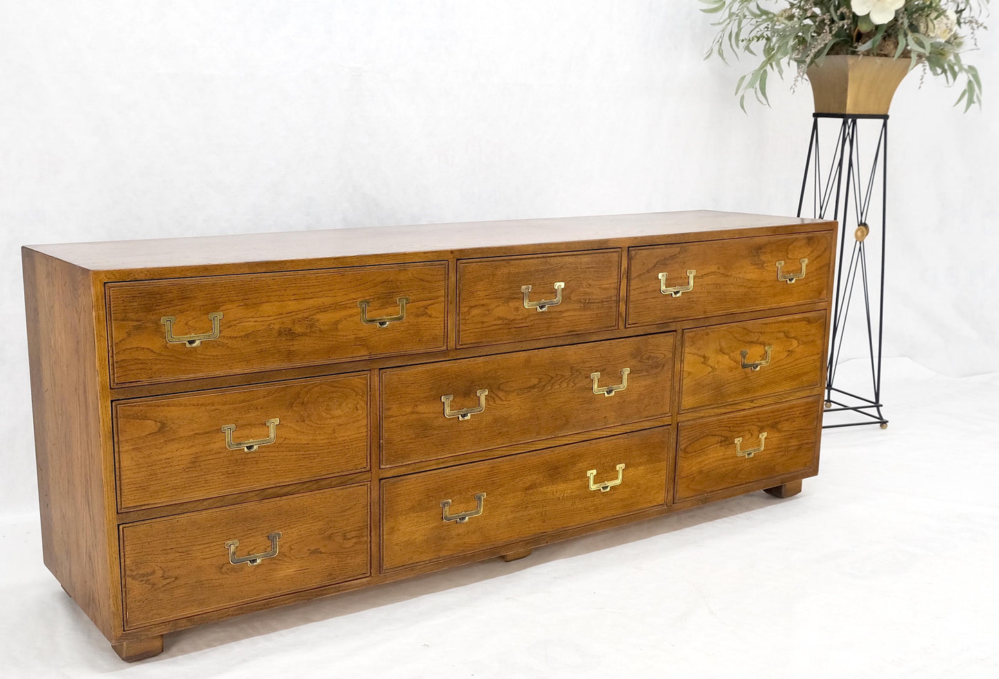 Henredon Campaign Style 9 Drawers Brass Drop Pulls Long Dresser Credenza Mint!