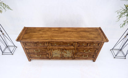 9 Drawers Two Decorative Doors Solid Brass Buckle Drop Pull Rolled Edges Dresser