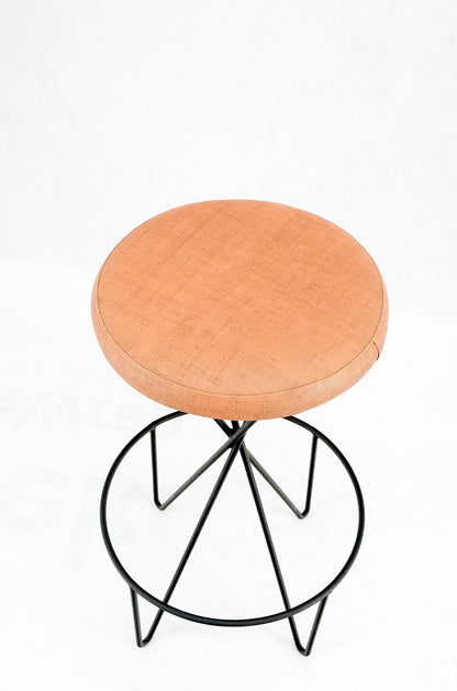 Frederick Weiberg Mid-Century Modern Wire Base Round Seat Bar Stool, circa 1970s