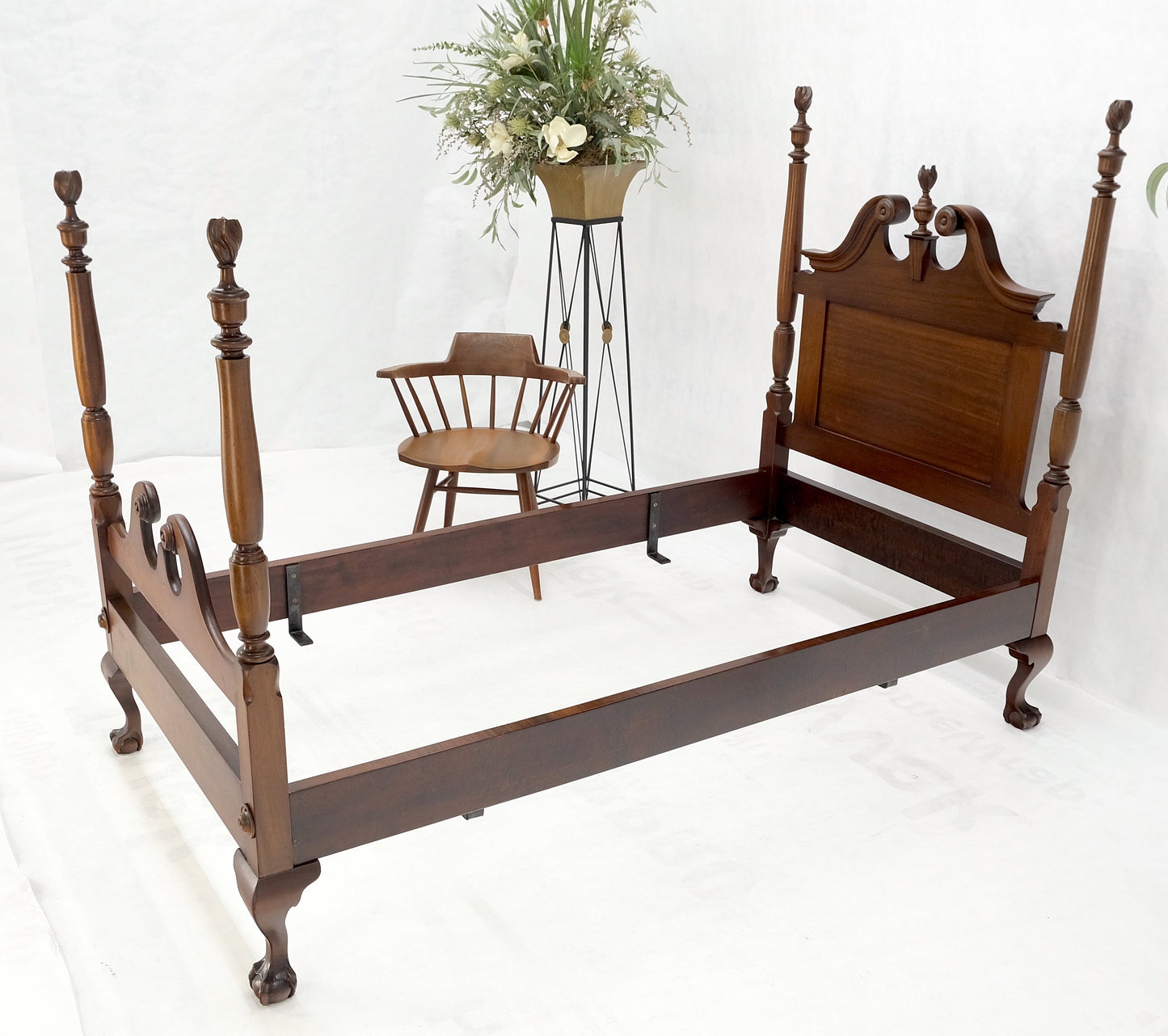 Antique Solid Carved Mahogany Twin Size Poster Complete Bed Mint!