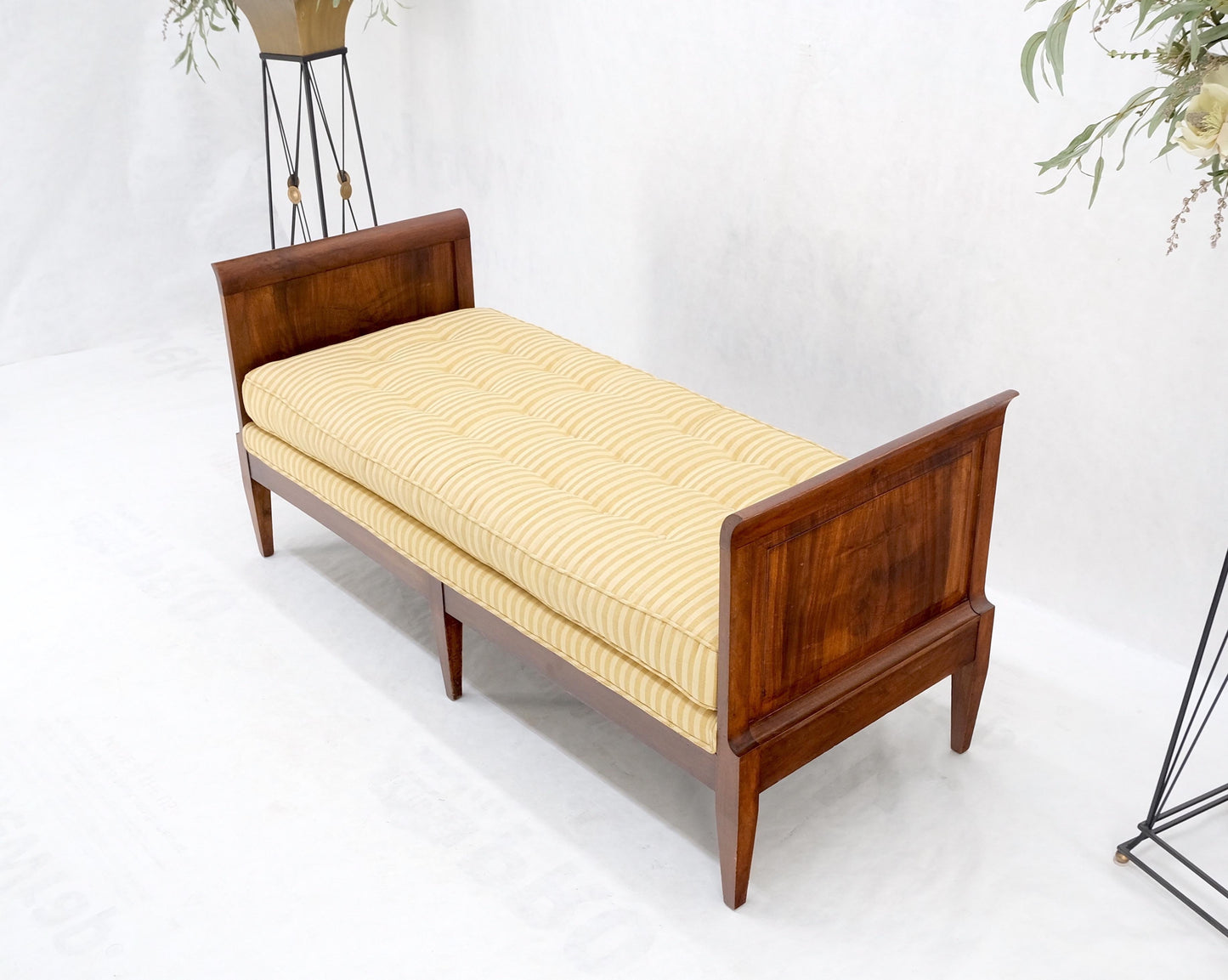 Mahogany Slight Panels Arms Compact Daybed Style Gold Stripe Window Bench MINT!