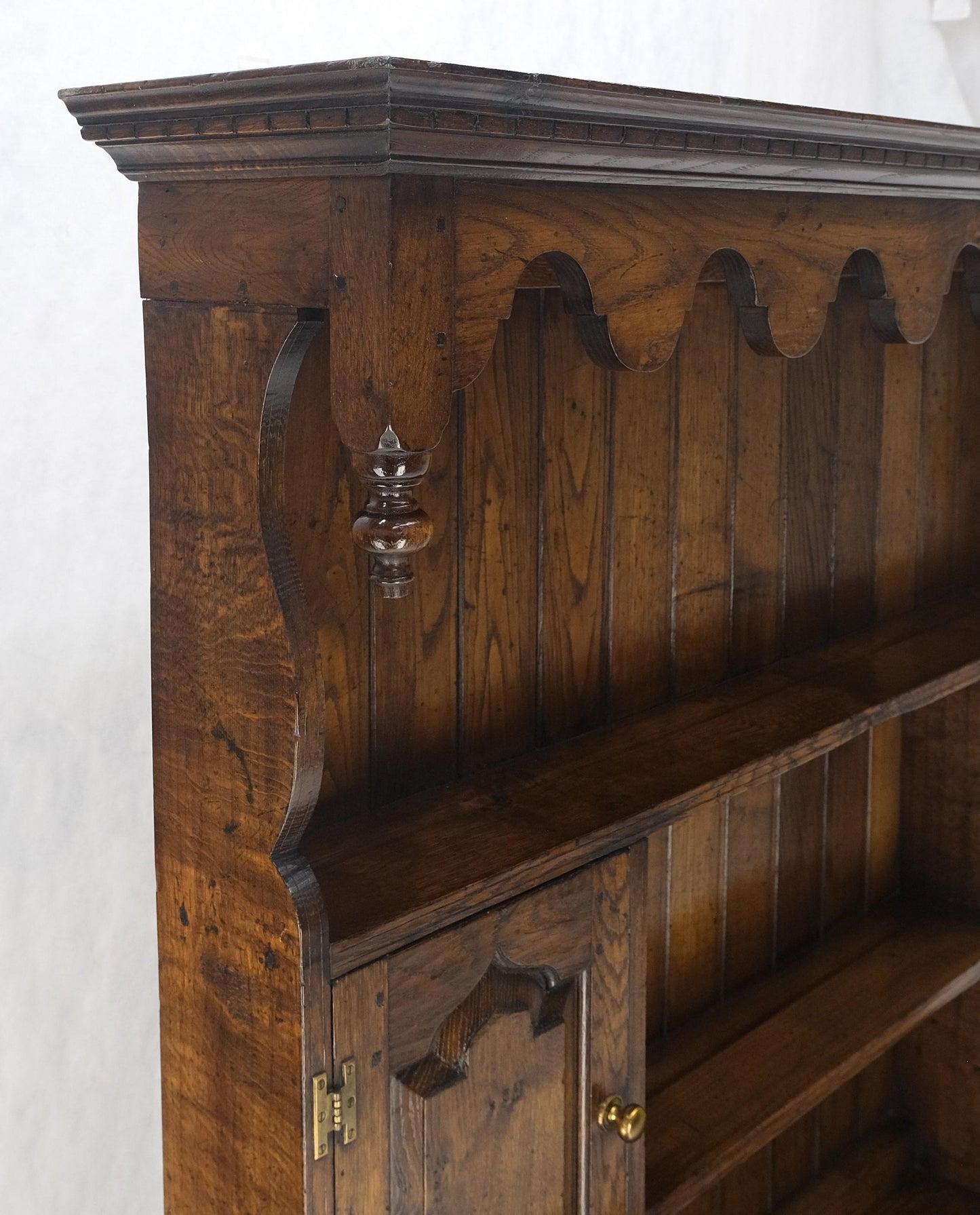 Dovetailed Drawer Quality Farmhouse Welsh Oak Cupboard Breakfront Sideboard MINT