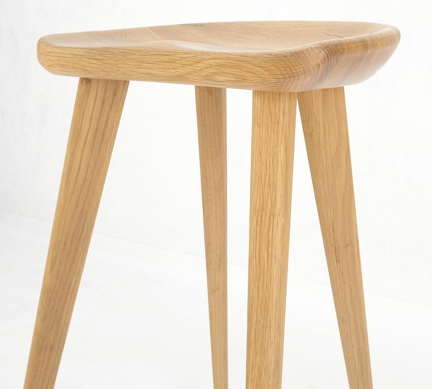 Solid White Oak Tapered Leg Carved Seat Bar Stool MINT!