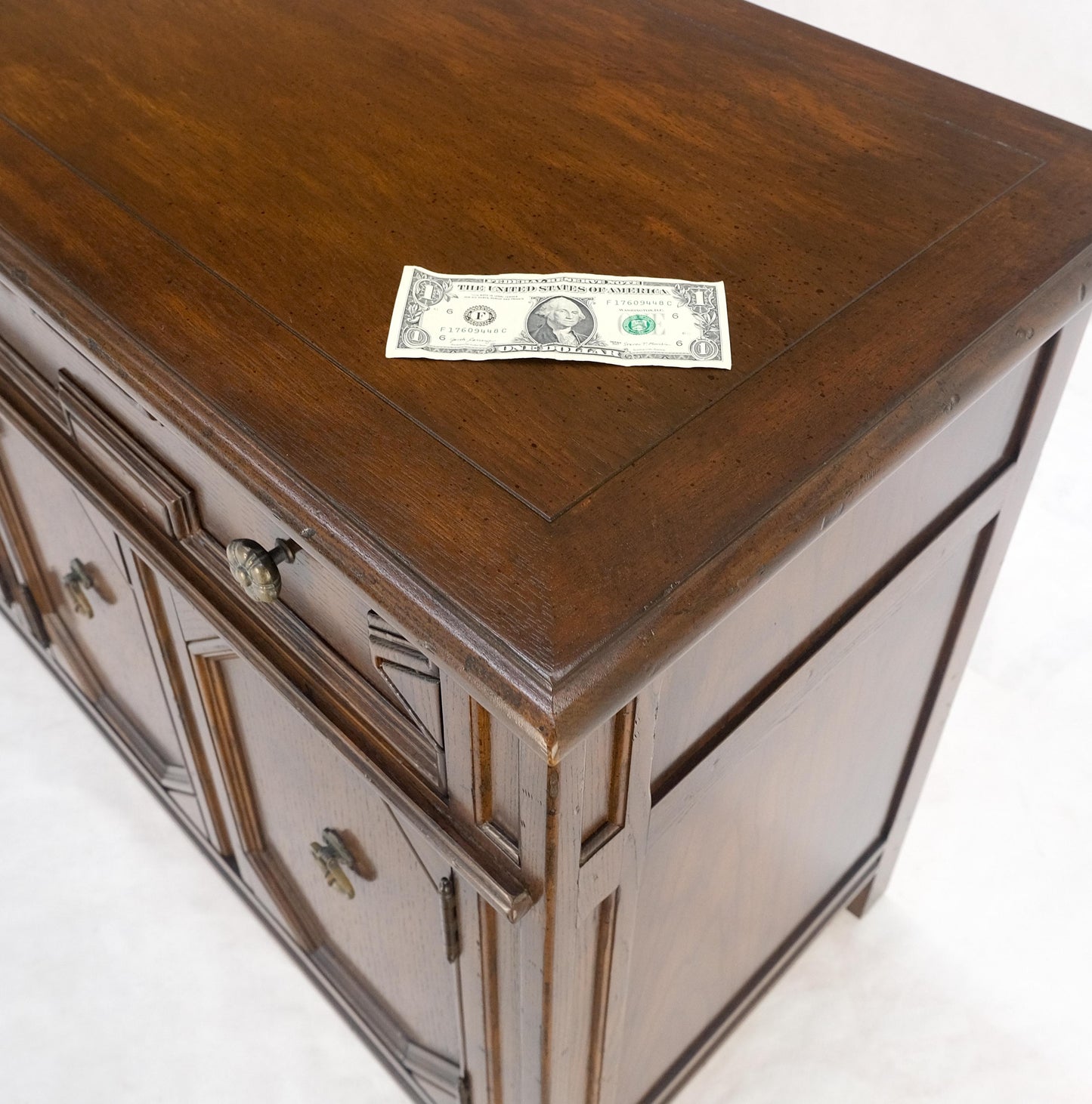 Henredon Spanish Colonial Country French Oak & Brass Hardware Long Dresser MINT