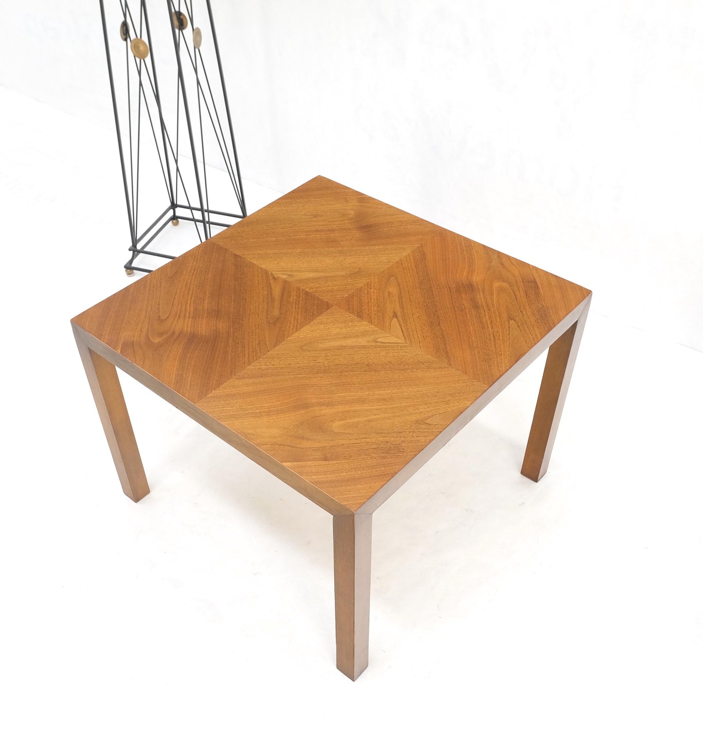 Light Walnut Square Mid-Century Modern Side End Table Mint!