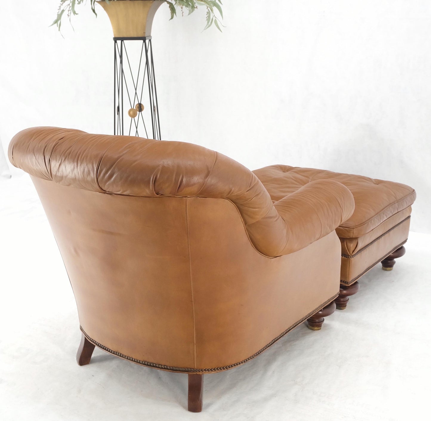 Baker Tan Leather Tufted Back Large Arm Chair w/ Ottoman Pouf Turned Legs MINT!