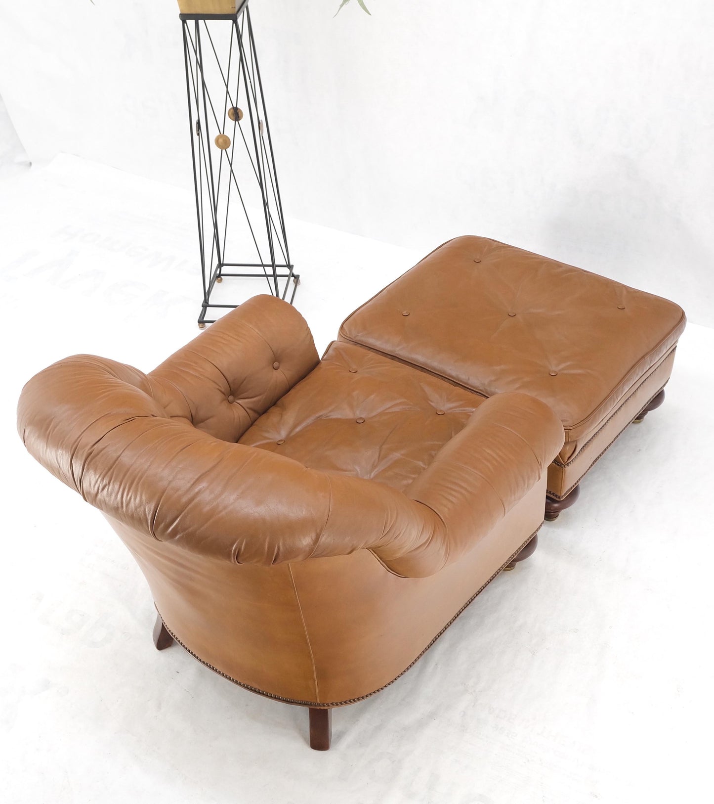 Baker Tan Leather Tufted Back Large Arm Chair w/ Ottoman Pouf Turned Legs MINT!