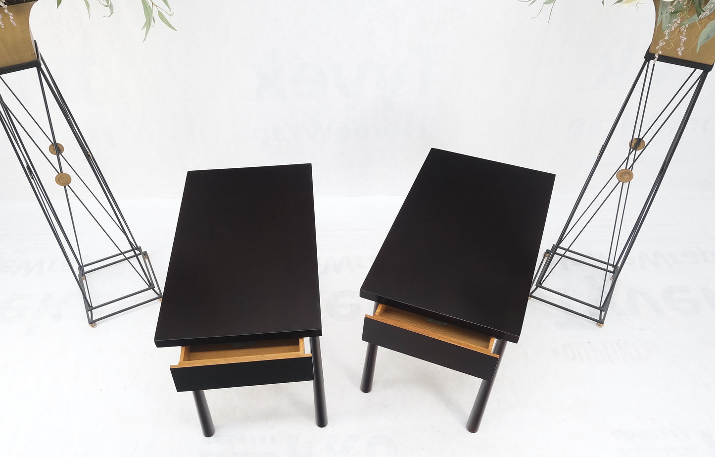 Pair of Gibbings Ebonized Dark Lacquer Walnut One Drawer End Side Tables Mint!