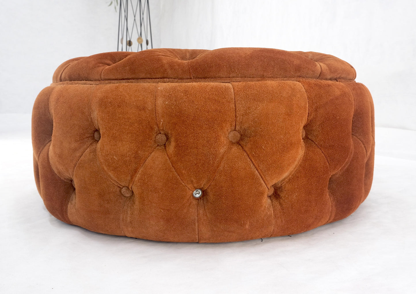 Tufted Orange Rust Color Suede Leather 32 Round Ottoman Bench Pouf 1970s MINT!