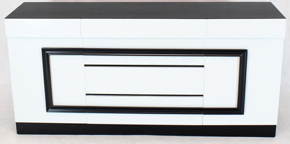 Two-Tone Black and White Lacquer 10 Drawers Dresser Cabinet