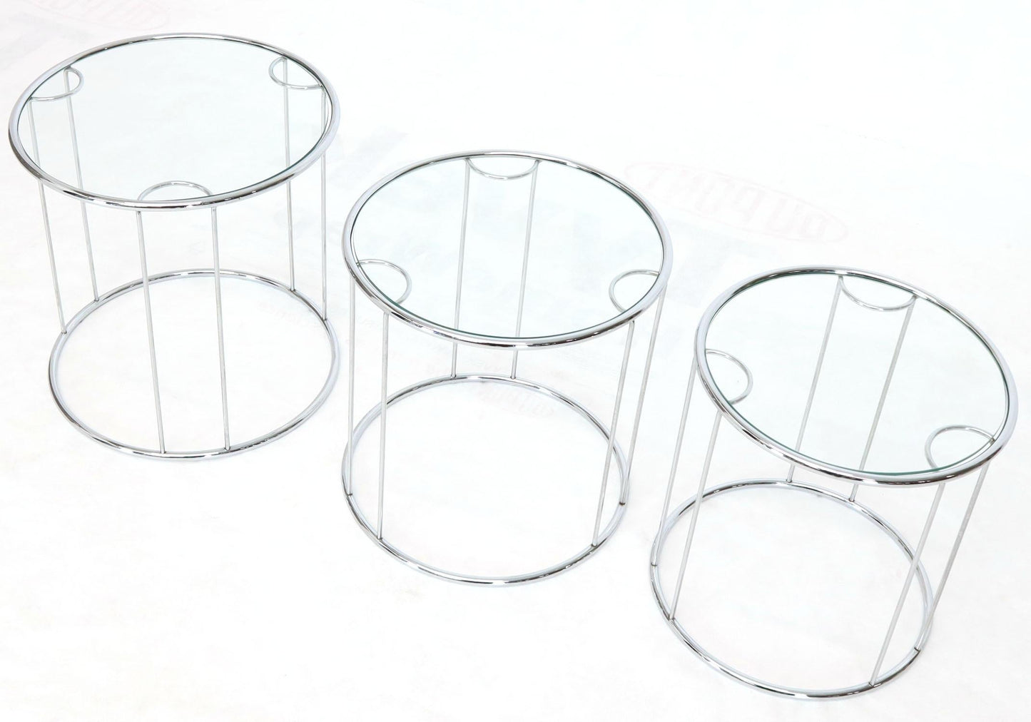 Pair of Round Chrome and Glass Nesting Side End Table 6 Pieces Set