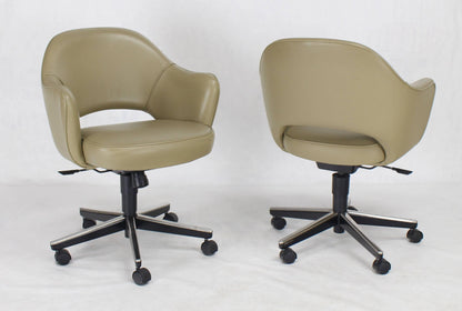 Olive Leather Knoll Saarinen Six Executive Bucket Chairs Set