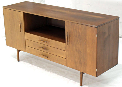 Solid Birch Planner Group Mid-Century Modern Credenza Long Dresser Paul McCobb