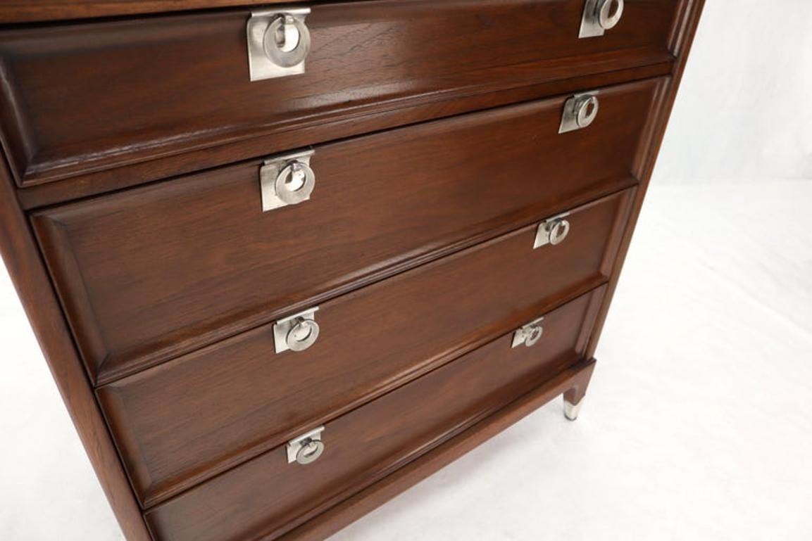 Mid-Century Modern Walnut 4 Drawers Bachelor Chest