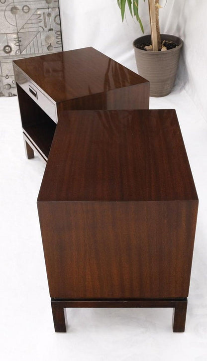 Harvey Probber Non Matching Pair of Walnut 3 Drawers Nightstands End Tables