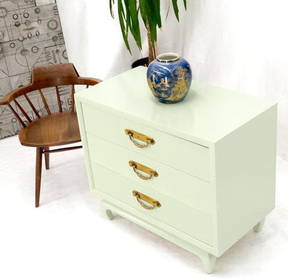 Light Olive Lacquer Oriental Base Legs 3 Drawer Accent Dresser Bachelor Chest