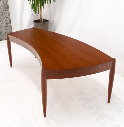 Teak Danish Modern Wrap Around Fan Shape Coffee Table Dowel Tapered Legs Mint!