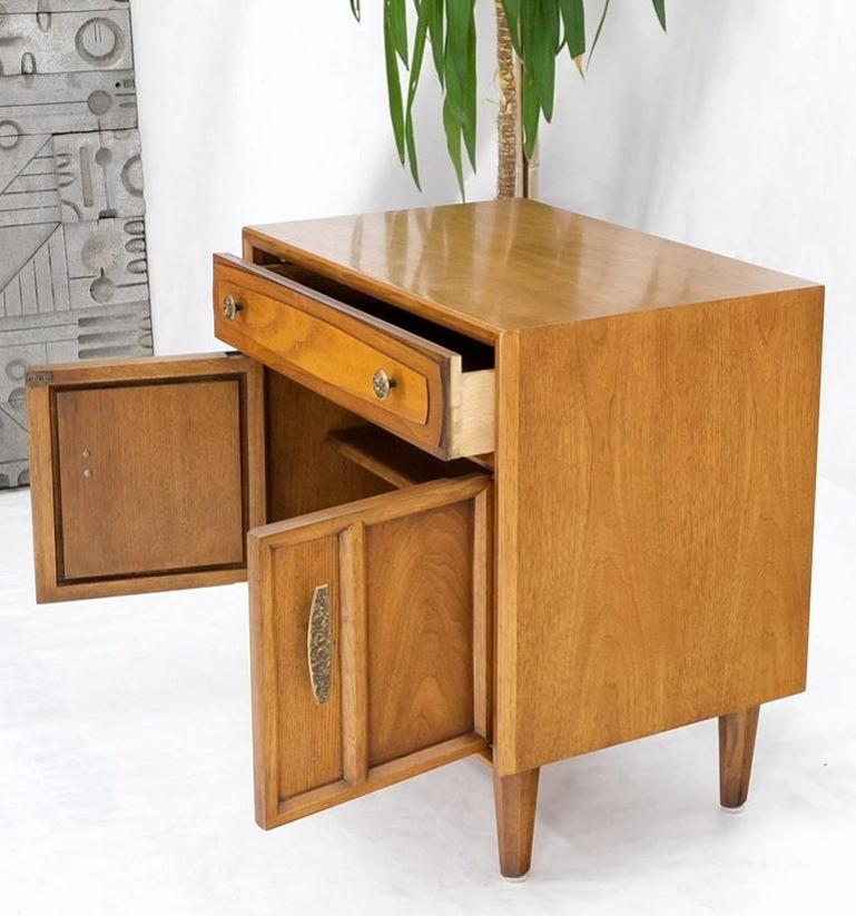 Mid Century Modern Two Doors Drawer Walnut End Table Nightstand Hammered Pulls