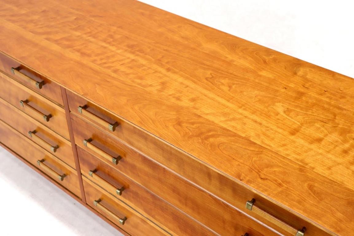 John Stuart Renzo Rutily 7 Drawers Dresser on Sculpted Legs