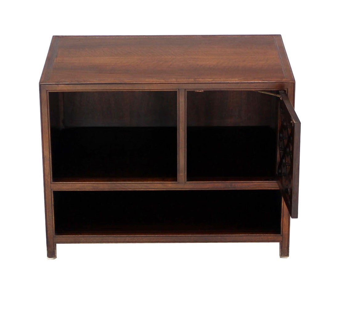 Baker Walnut End Table Stand Accent Side Table.