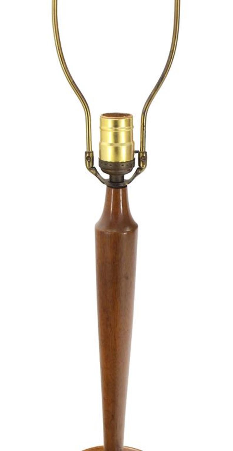 Mid-Century Modern Turned Table Lamp by Heifetz