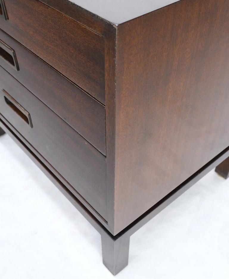 Harvey Probber Non Matching Pair of Walnut 3 Drawers Nightstands End Tables