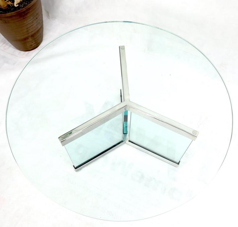 Thick Glass and Chrome Round Mid-Century Modern Coffee Table